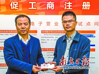 热烈：匚壹攀准一竦萌骋槐曜嫉缱佑抵凑